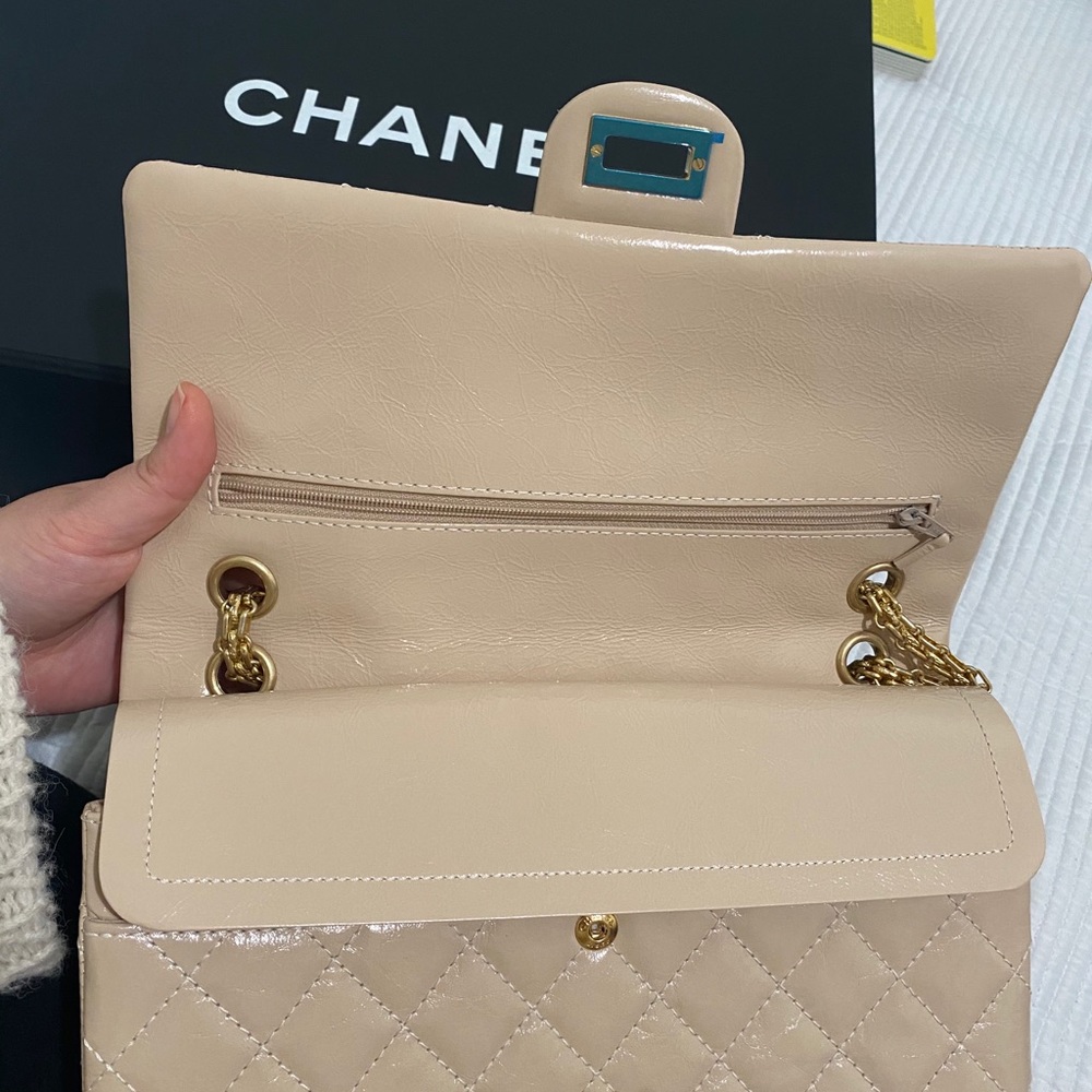 Chanel reissue 2.55 bag 226 double flap GHW - Picture 3 of 13